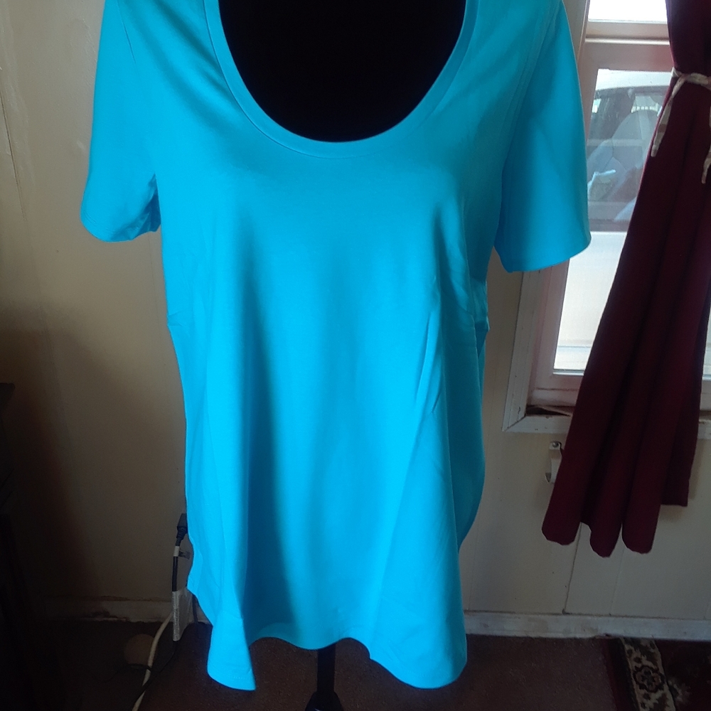🌞NWT🌞Buy 1 Get 1 Free🌞 Gorgeous Blue